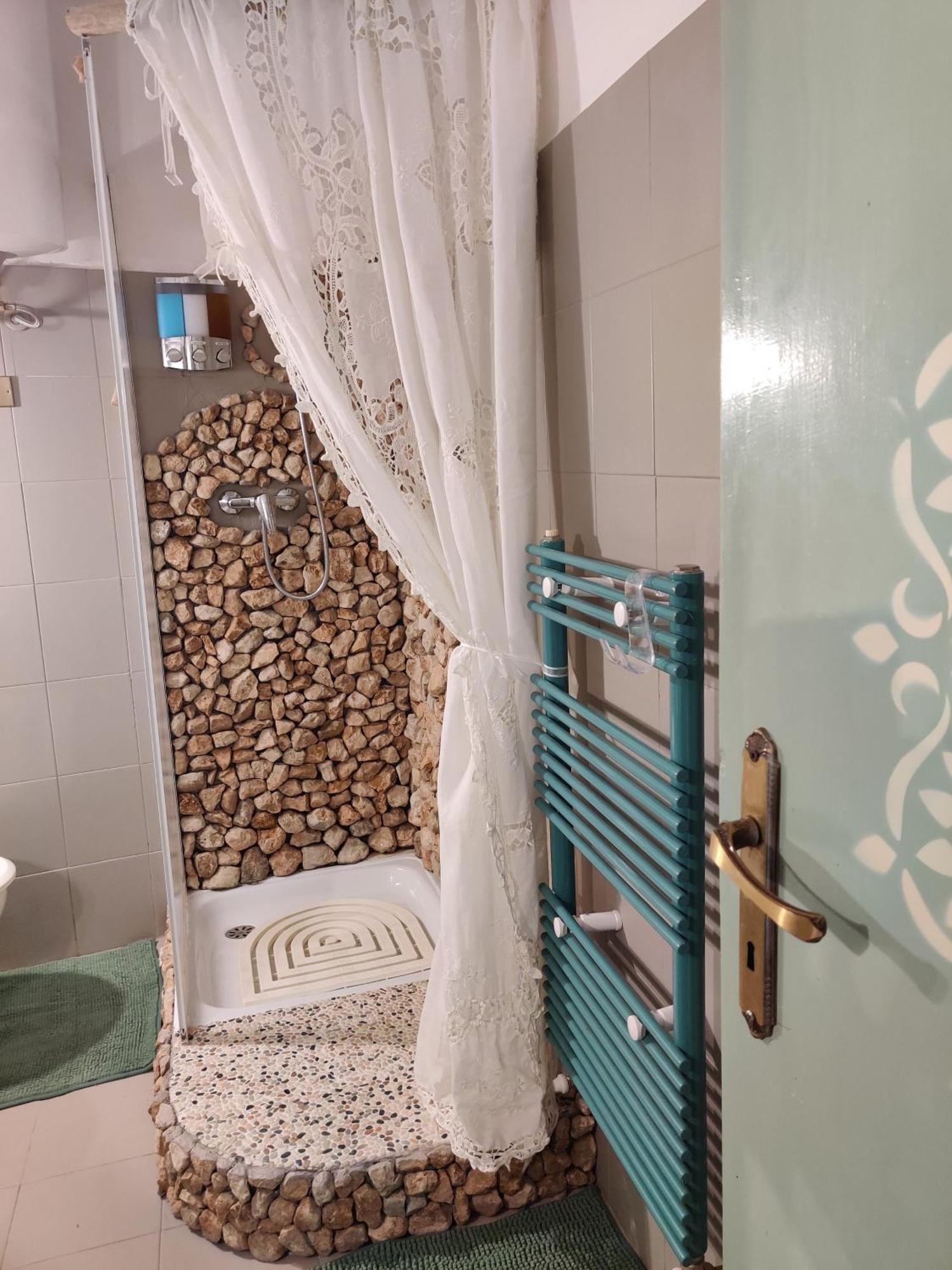 B&B Le Grette Gioia Dei Marsi Εξωτερικό φωτογραφία