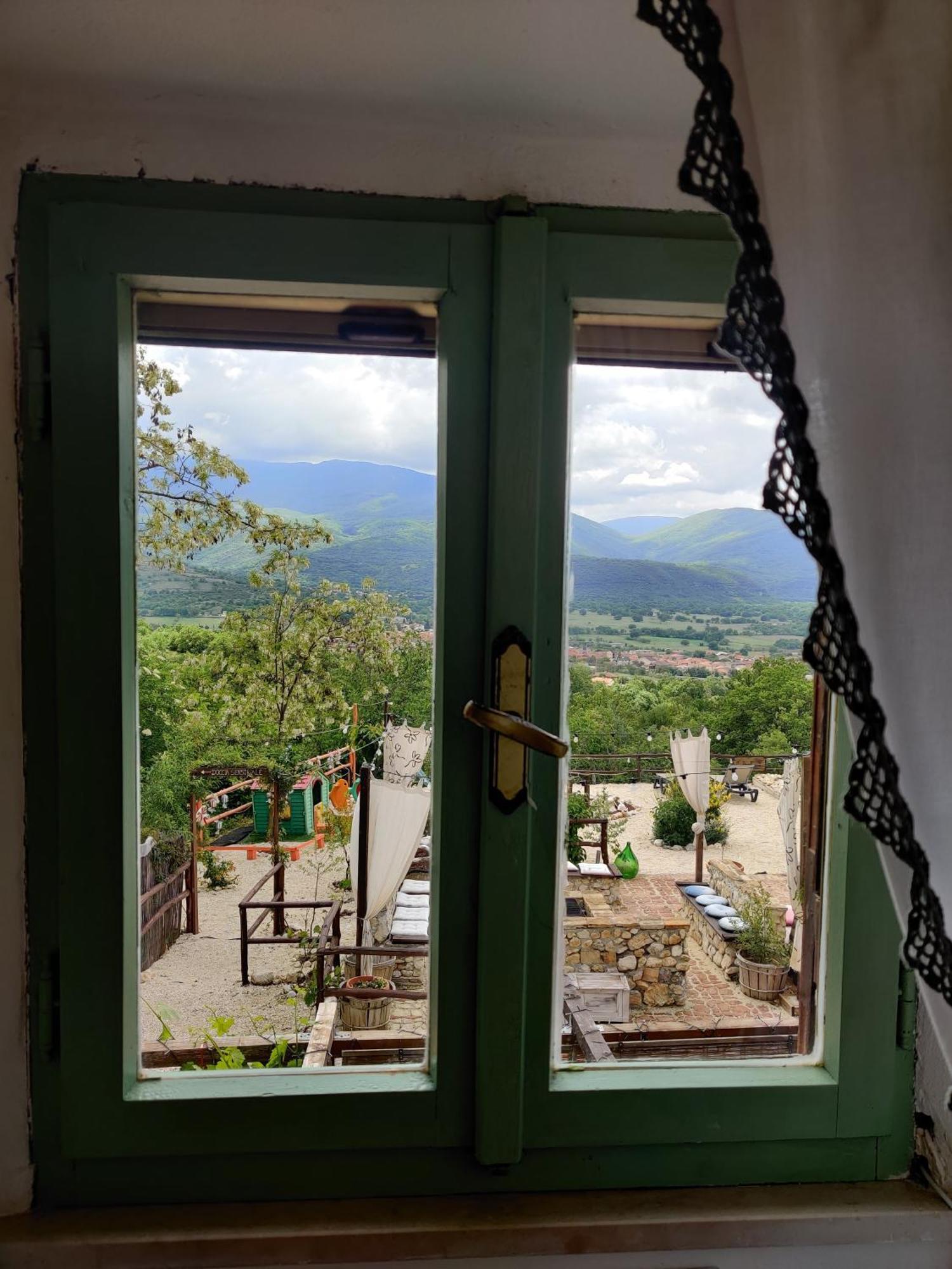 B&B Le Grette Gioia Dei Marsi Εξωτερικό φωτογραφία