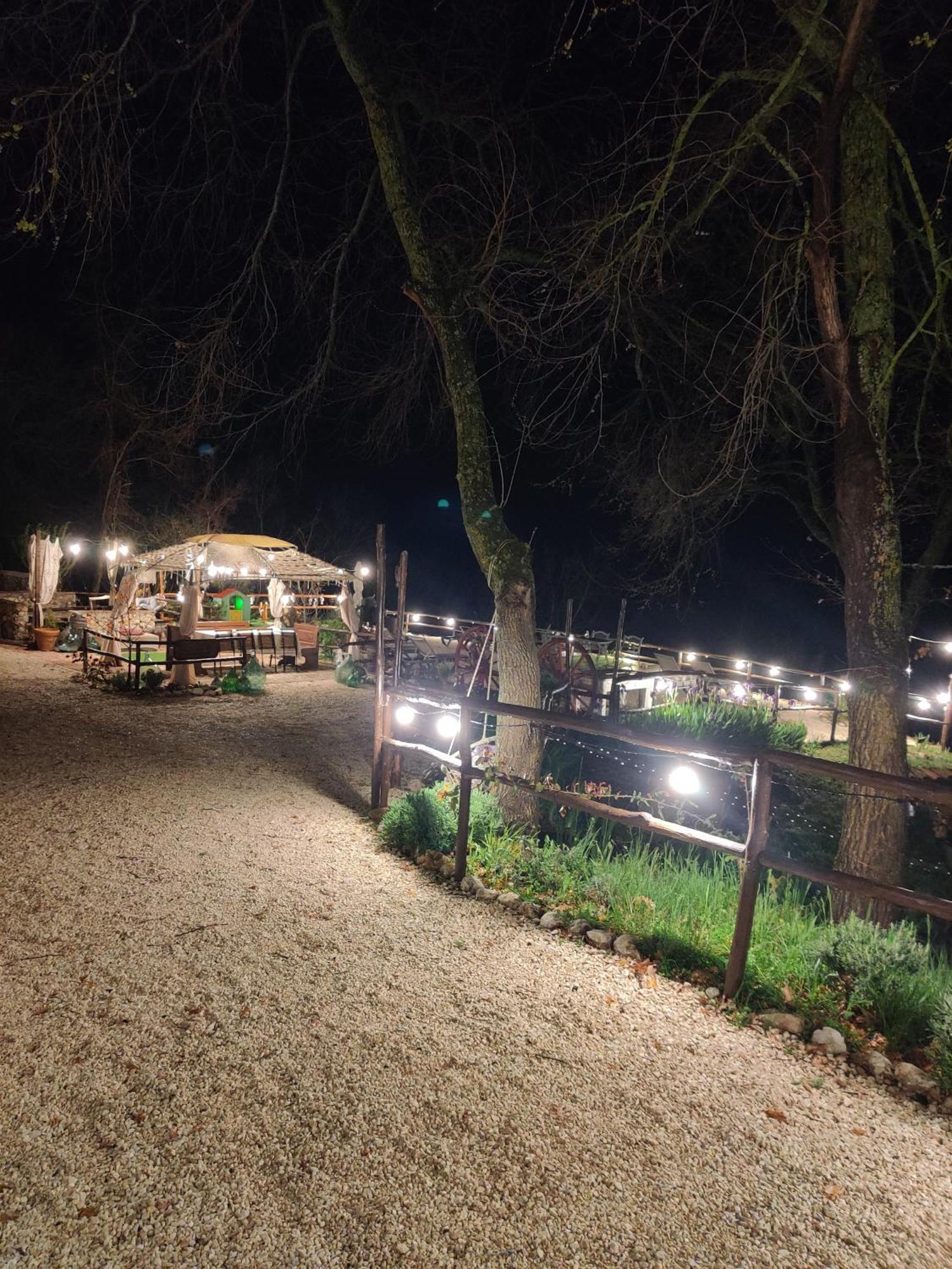 B&B Le Grette Gioia Dei Marsi Εξωτερικό φωτογραφία
