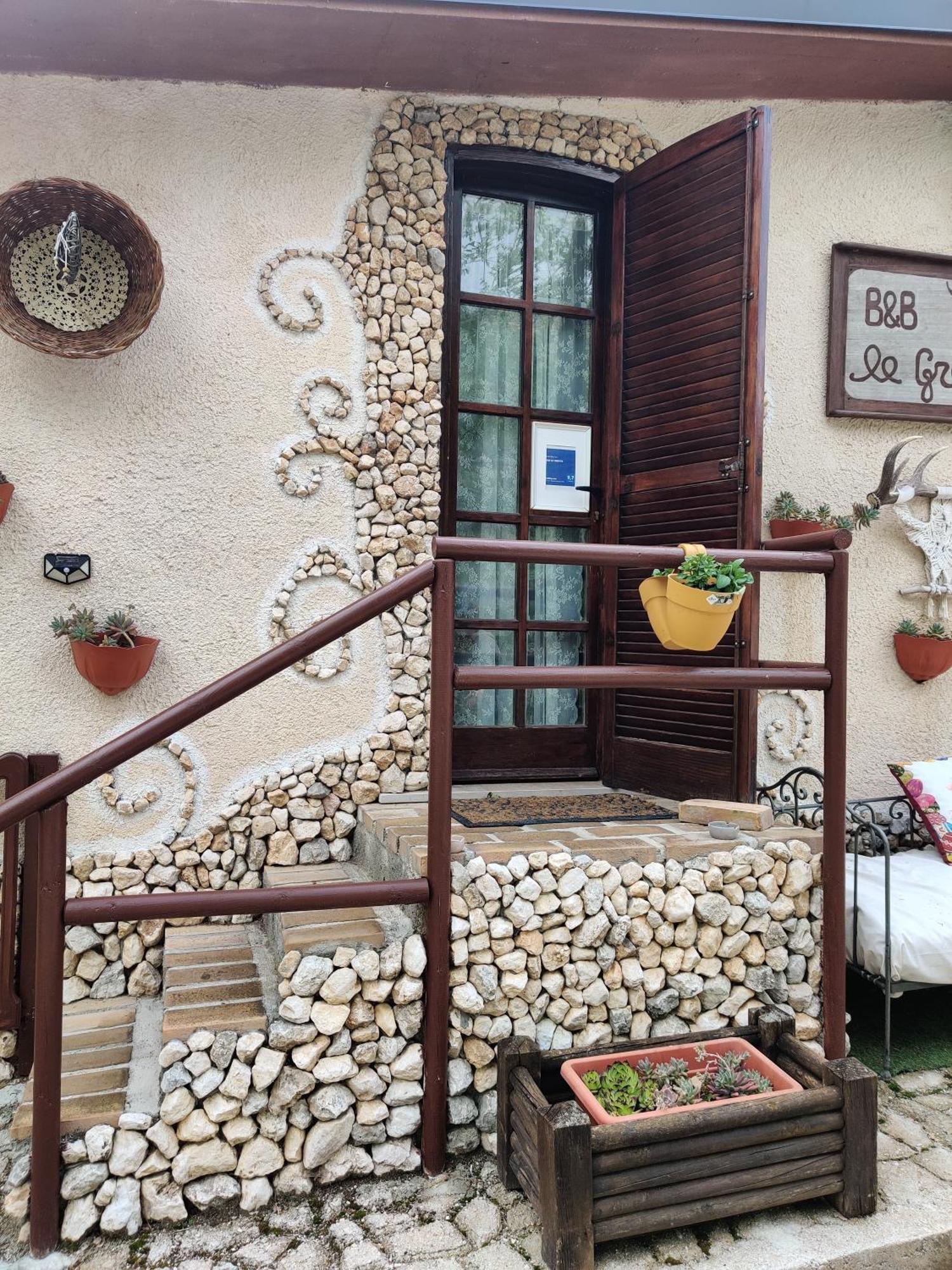 B&B Le Grette Gioia Dei Marsi Εξωτερικό φωτογραφία