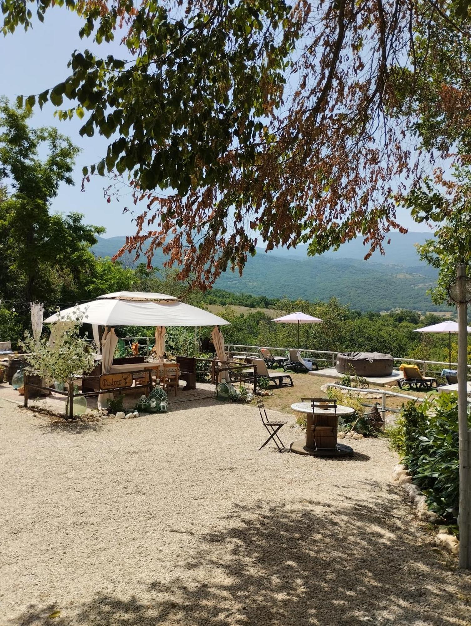 B&B Le Grette Gioia Dei Marsi Εξωτερικό φωτογραφία